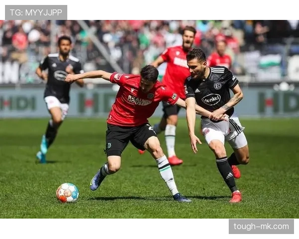 凯泽中场闪耀赛场，战术组织助球队取胜，竞技状态稳步提升