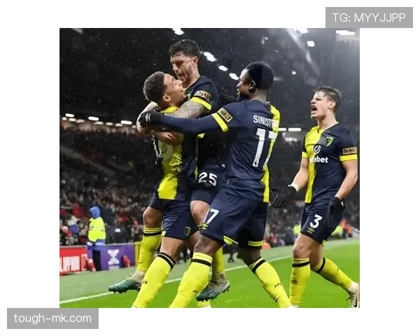 伯恩茅斯客场挑战曼联，状态回暖力争关键三分