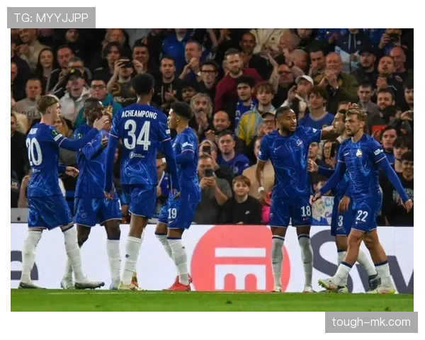 佩雷拉闪耀英超赛场，助球队强势冲击冠军