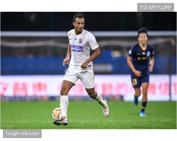 佩佩表现稳健，筑牢防线助力球队取胜